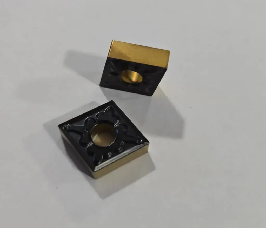 CNMG120404-TM